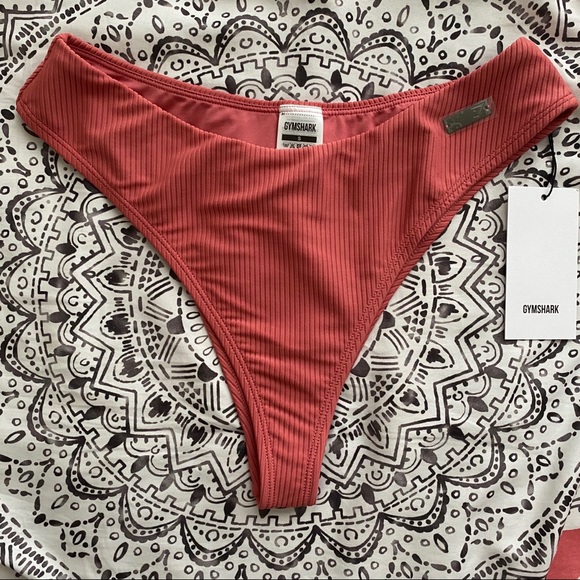 Gymshark Essence Bikini Bottom Rose